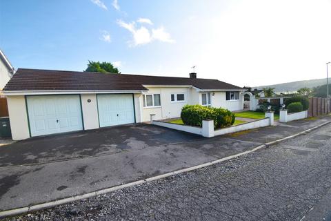 3 bedroom detached bungalow for sale - Meadow Drive, Weston-In-Gordano