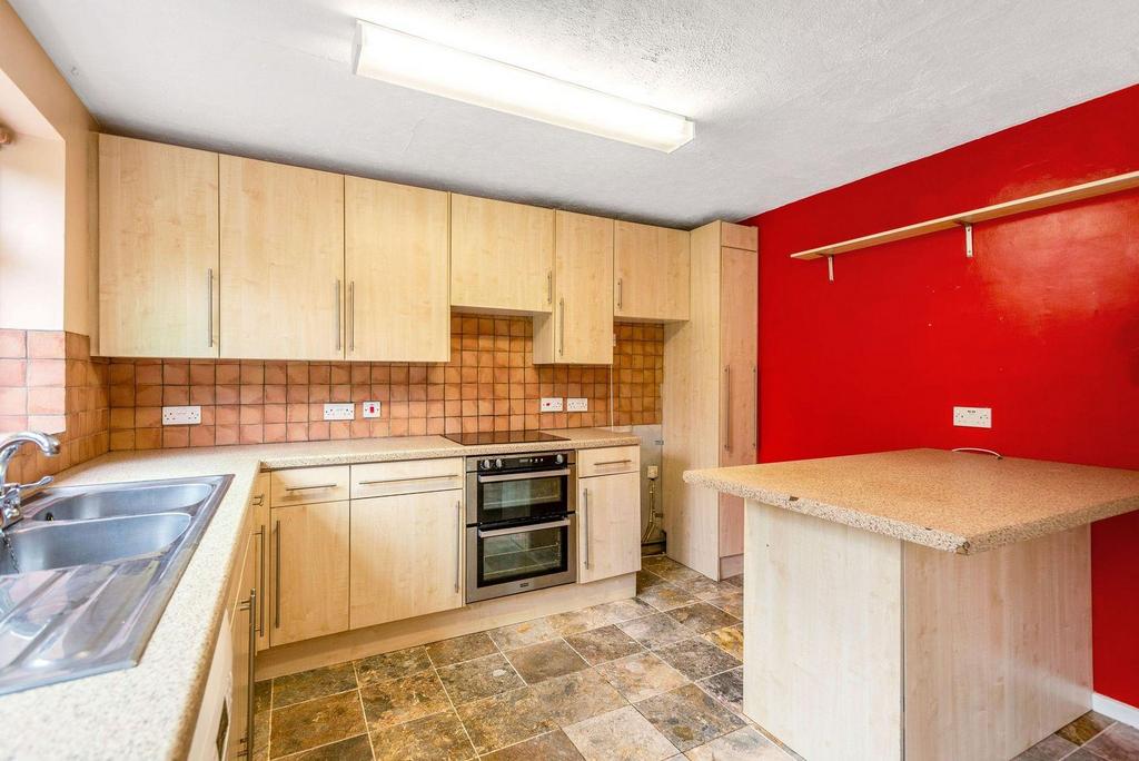 Downs Wood, Vigo, Gravesend 4 bed detached house for sale £675,000