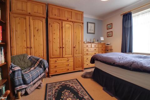2 bedroom bungalow for sale, Redwood Close, Hemyock, Cullompton, Devon, EX15