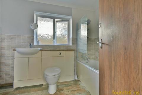 6 Pages Lane, Bexhill-on-sea, TN39 3RD