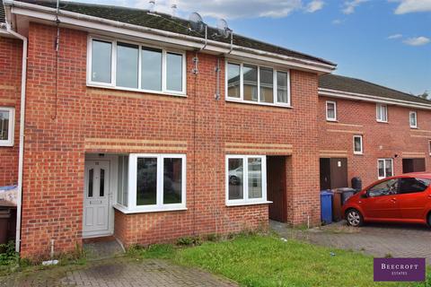 10 Beechlea, Thurnscoe, Rotherham, S63 0NZ