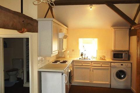 1 bedroom flat to rent, Flat at Granary Barn, Mill Lane, Westbury
