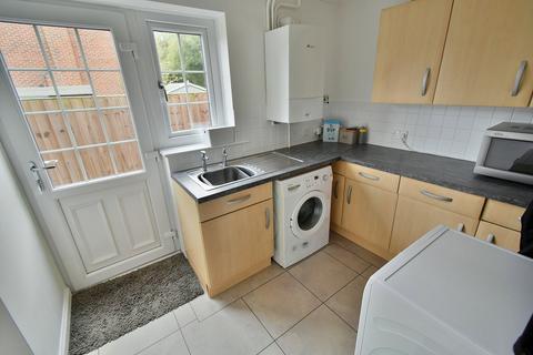 17 Cedar Way, Ferndown, BH22 9UE