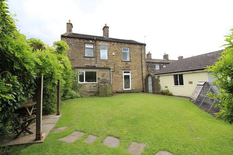 3 bedroom end of terrace house for sale, Shay Gate, Wilsden, Bradford, BD15