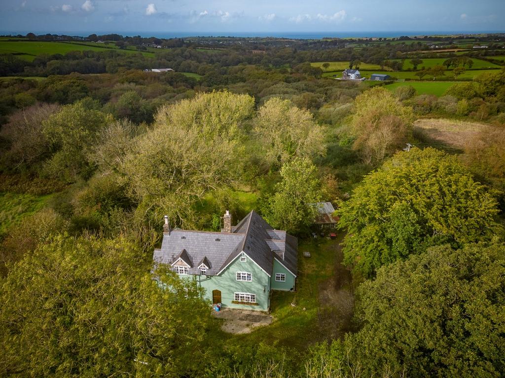 Pencae, Llanarth, SA47 3 bed property with land for sale £550,000