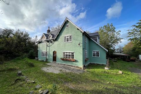 3 bedroom property with land for sale - Pencae, Llanarth, SA47