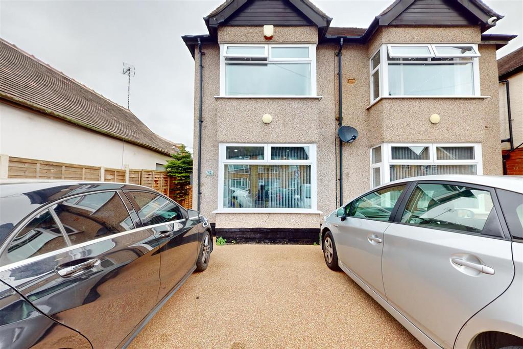 Oaston Road, Nuneaton 5 bed detached house £550,000