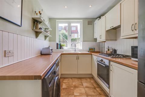 4 Trentham Street, London, SW18 5AT