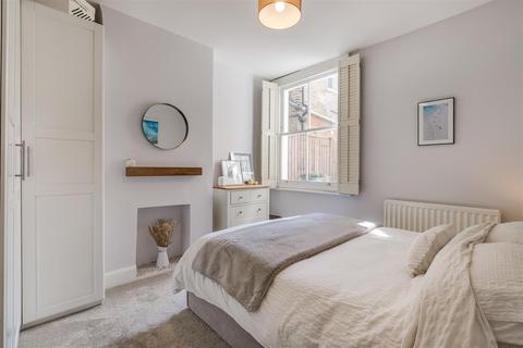 4 Trentham Street, London, SW18 5AT