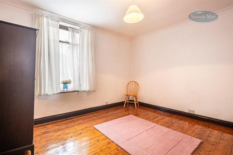 133 Tinker Lane, Sheffield, S6 5EA