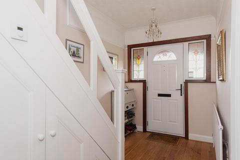 50 Westways, Epsom, KT19 0PQ