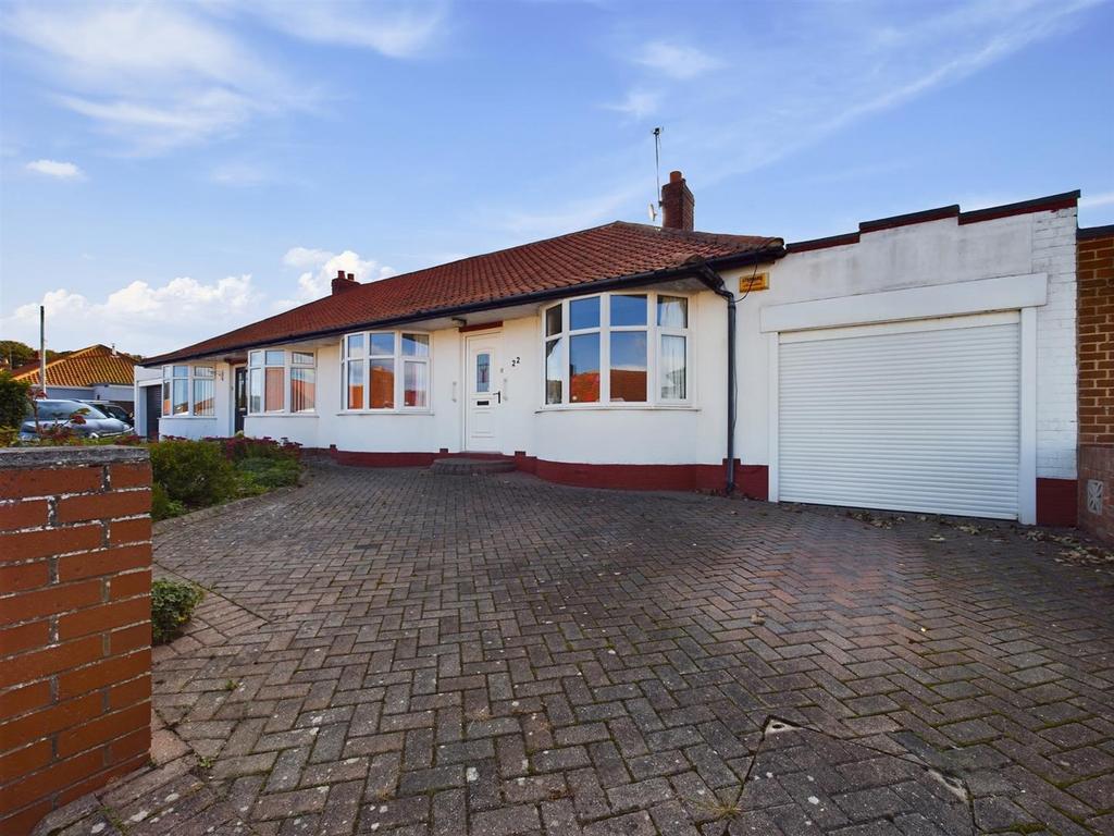Parkfield, Seaton Sluice 2 bed semidetached bungalow for sale £245,000