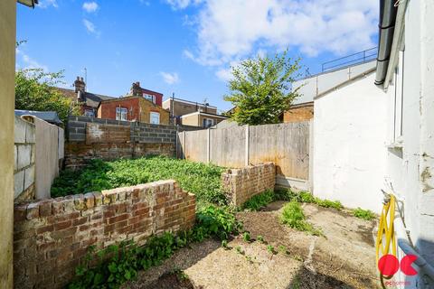 8 Bromley Road, Leyton, London, E10 7AD