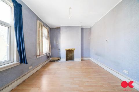8 Bromley Road, Leyton, London, E10 7AD