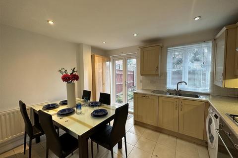 5 Appleby Close, Uxbridge, UB8 3FE