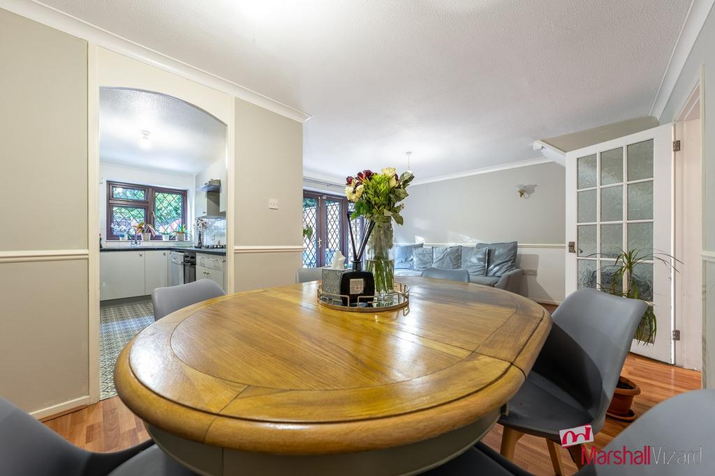 Reception Room/Dinin