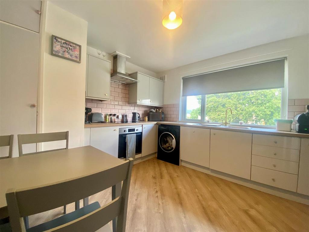 64 a kitchen.jpg