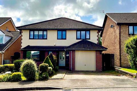 5 Beechwood Grove, Pencoed, Bridgend, CF35 6SU