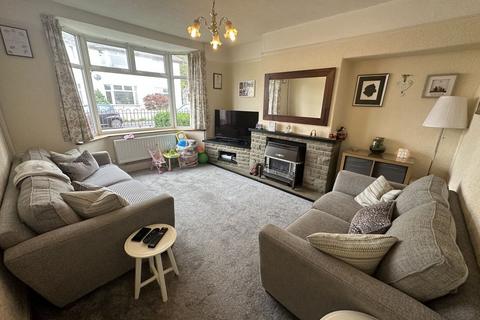 7 Priory Gardens, Brecon, LD3 9DL