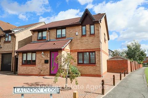 4 bedroom detached house for sale, Laundon Close, Groby, Leicester