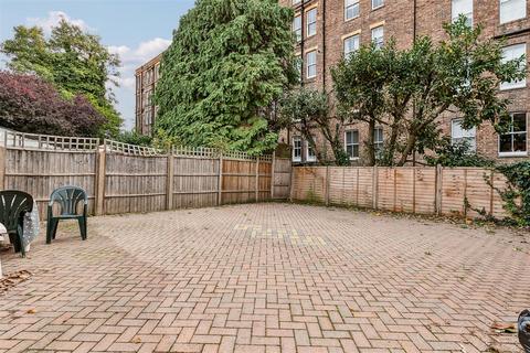 1 bedroom flat to rent, Elmwood Road, London, W4