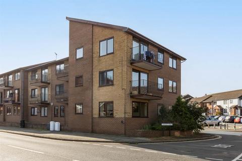 2 bedroom flat for sale, Cowes, Isle of Wight