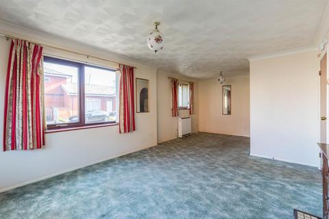 2 bedroom flat for sale, Cowes, Isle of Wight