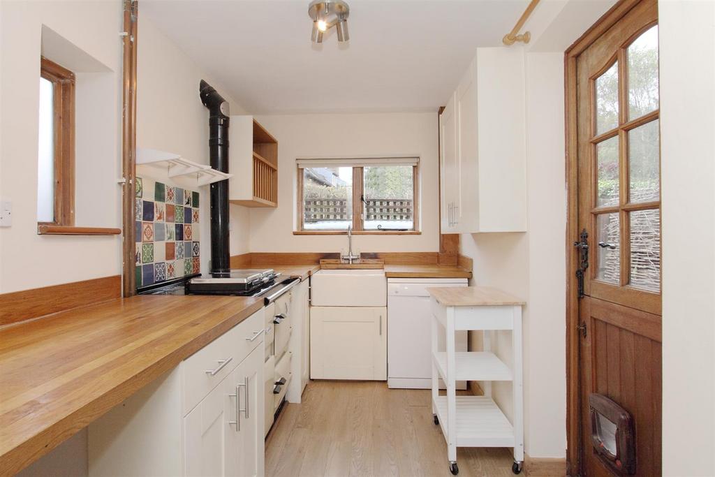 6 Chapel Court - Kitchen