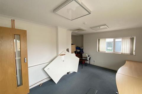 Office to rent, Black Moor Road, Ebblake Industrial Estate, Verwood