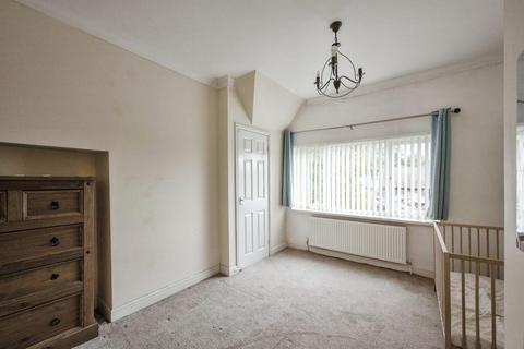 14 The Crescent, Woodlands, Doncaster, DN6 7RP