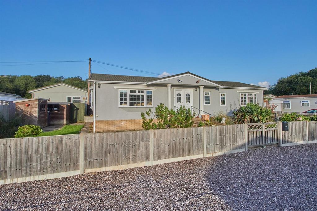 Hinckley Road, Sapcote 3 bed park home for sale £150,000