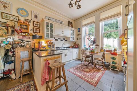 Hillcote West First Raleigh, Bideford, EX39 3NJ