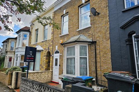 3 bedroom terraced house for sale, Hesketh Road, Forest Gate, London, E7