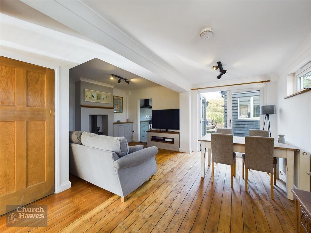 Mill Road, Maldon 3 bed semidetached house for sale £375,000