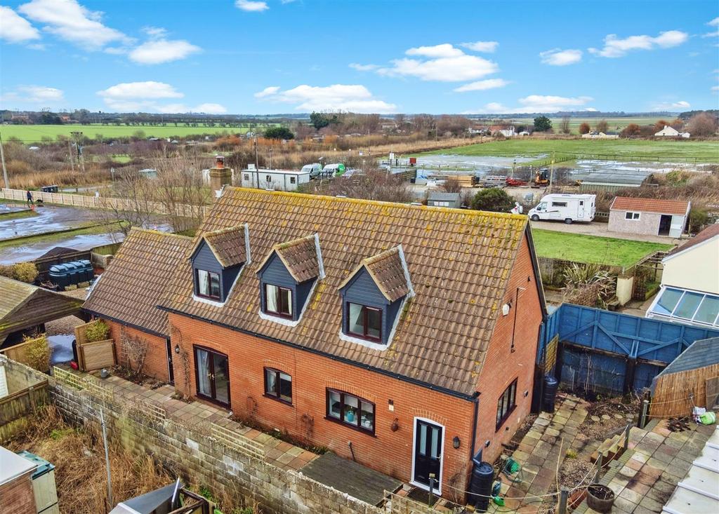 Clink Lane, Sea Palling, Norwich 4 bed detached house for sale £525,000