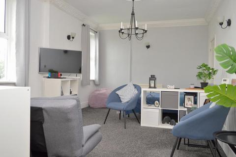 2 bedroom duplex for sale, Arncliffe Rise, Oldham