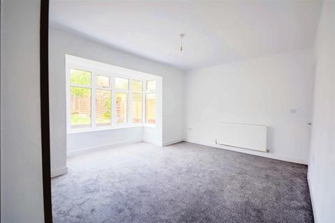 12 Benner Avenue, Ilkeston, DE7 4DP