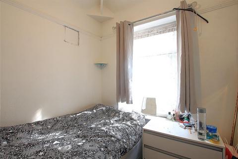 73 Park Avenue, Southall, UB1 3AJ