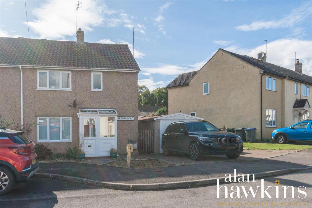 Argosy Road, Lyneham SN15 4 2 bed end of terrace house for sale £225,000