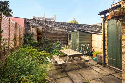 6 Jebb Street, London, E3 2TL