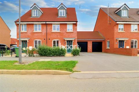 3 bedroom semi-detached house to rent, Ox Ground, Berryfields