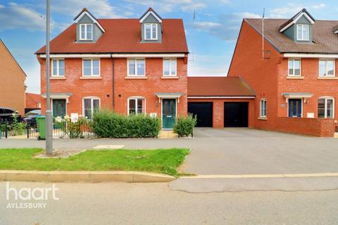 3 bedroom semi-detached house to rent, Ox Ground, Aylesbury