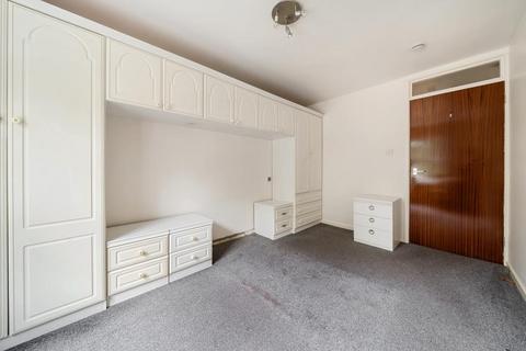 1 bedroom retirement property for sale, Maidenhead,  Berkshire,  SL6