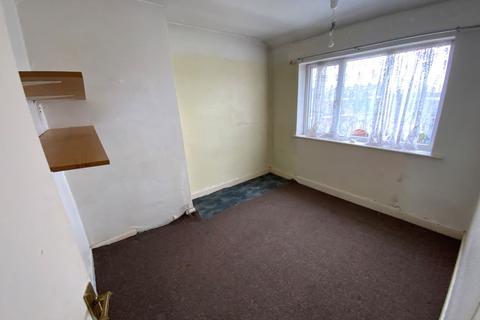 43 Hilton Road, Lanesfield, Wolverhampton, WV4 6DT