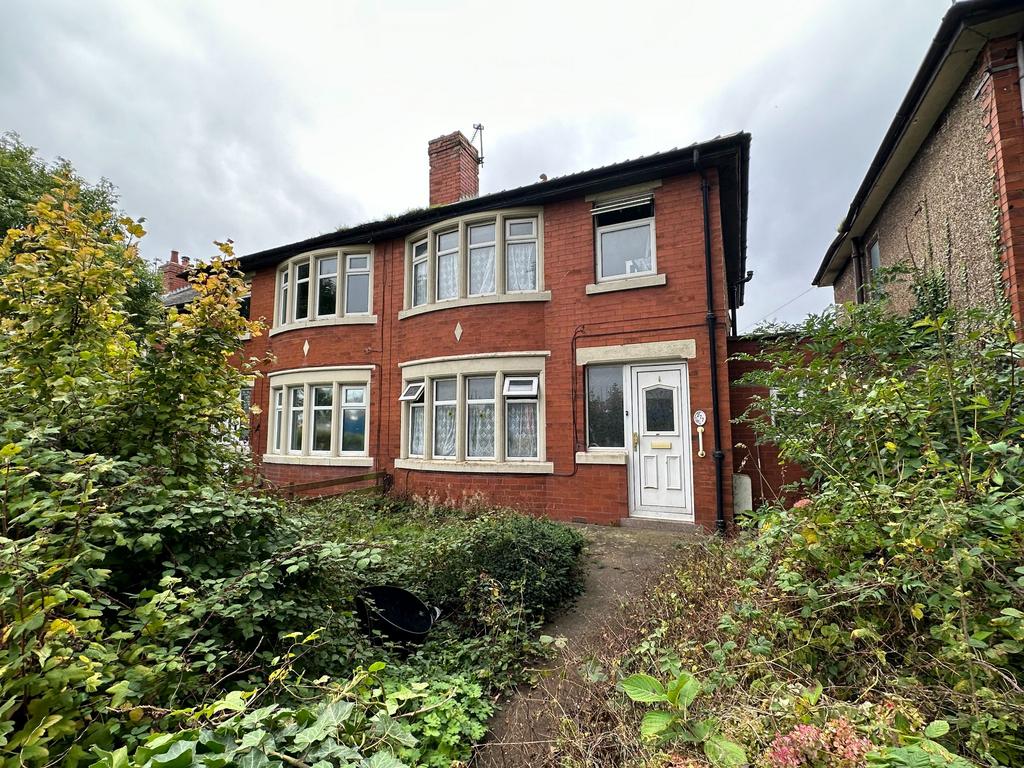 Lytham Road, Warton, PR4 3 bed semidetached house for sale £129,950