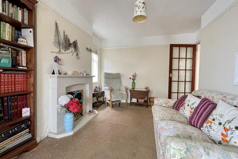94 Cowick Hill, Exeter, EX2 9NN