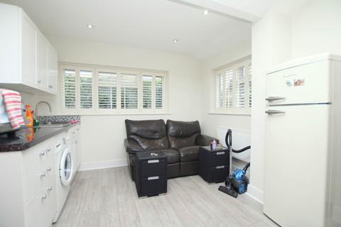 1 bedroom maisonette to rent, Harefield Road, Rickmansworth