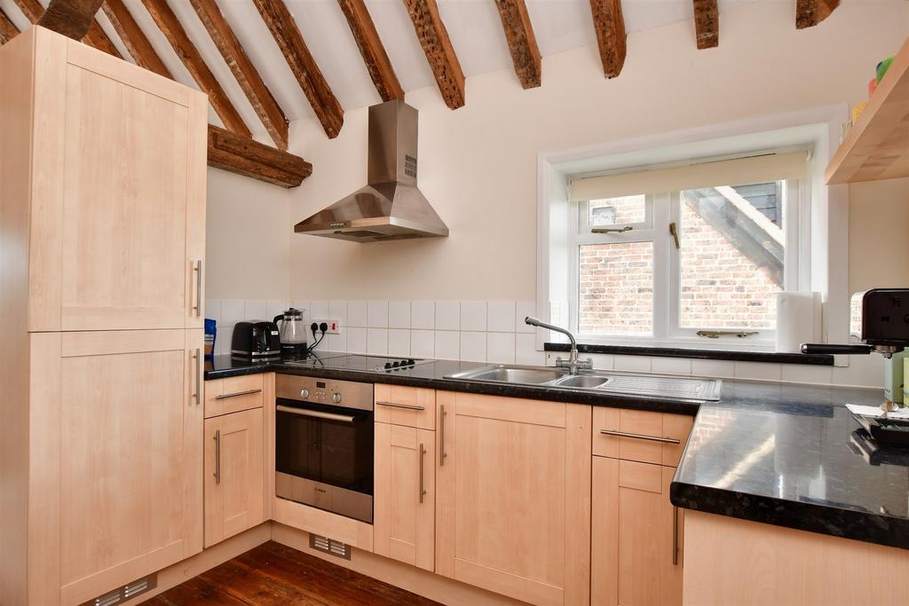 Kitchen/Dining Area