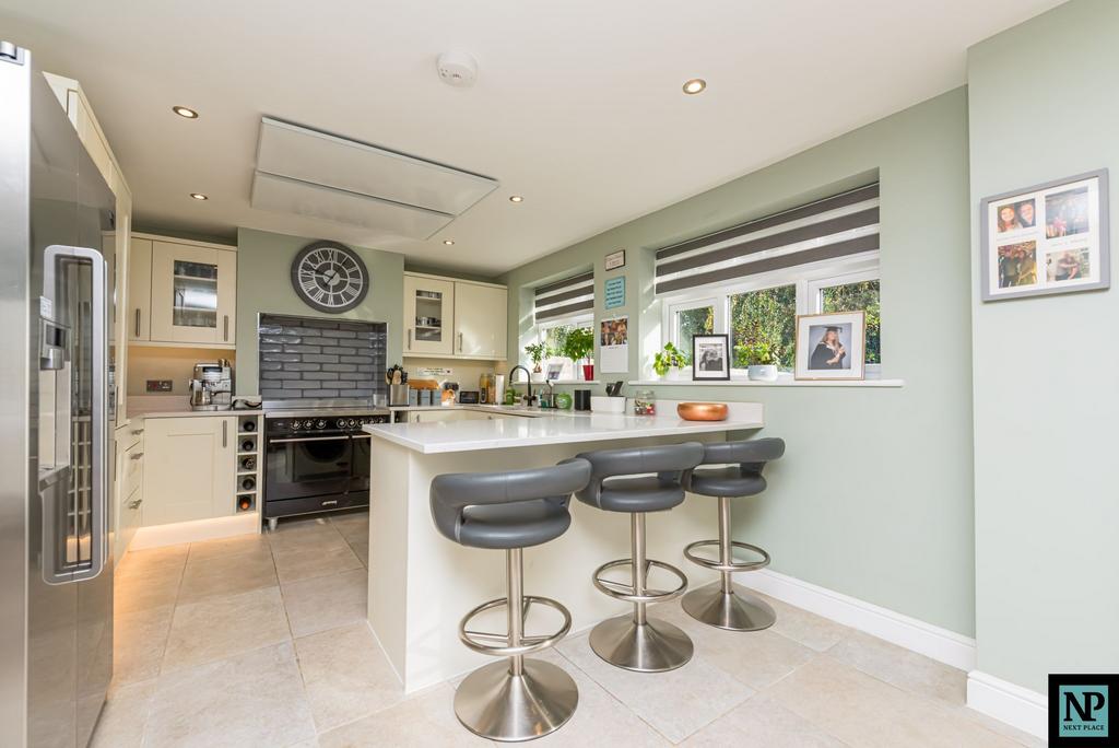 Dunns Lane, Dordon, B78 4 bed detached house for sale £435,000
