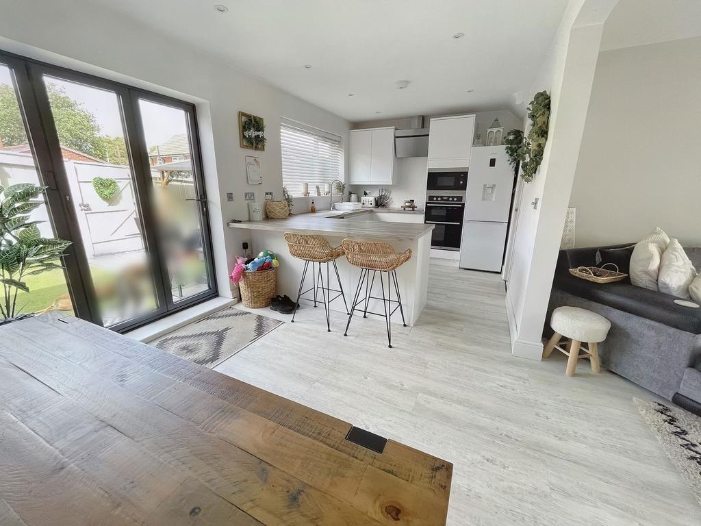 Raby Road, Ferryhill, Durham, Durham, DL17 8DY 3 bed semidetached